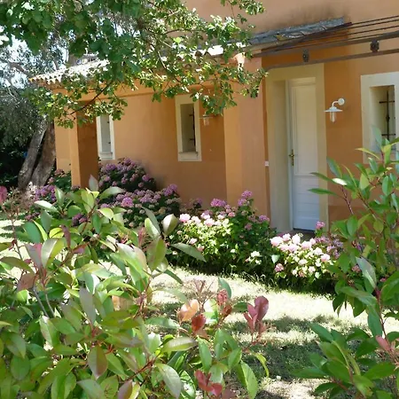 La Bastide Des Vignaux Villa *