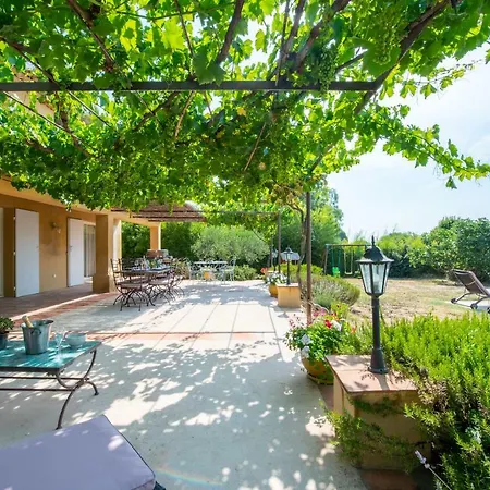 빌라 La Bastide Des Vignaux 그리모